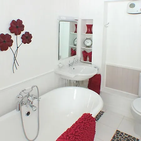 Seven Bed & Breakfast 3*